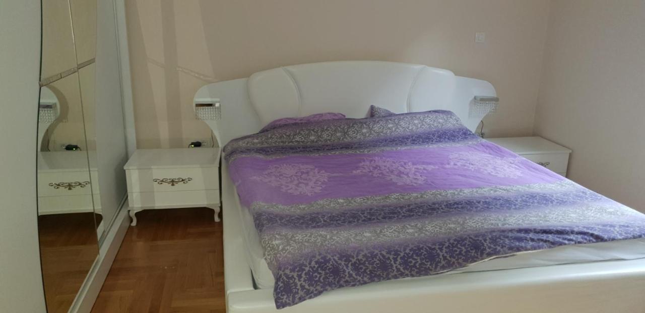 Nikolina Apartments Котор Екстер'єр фото